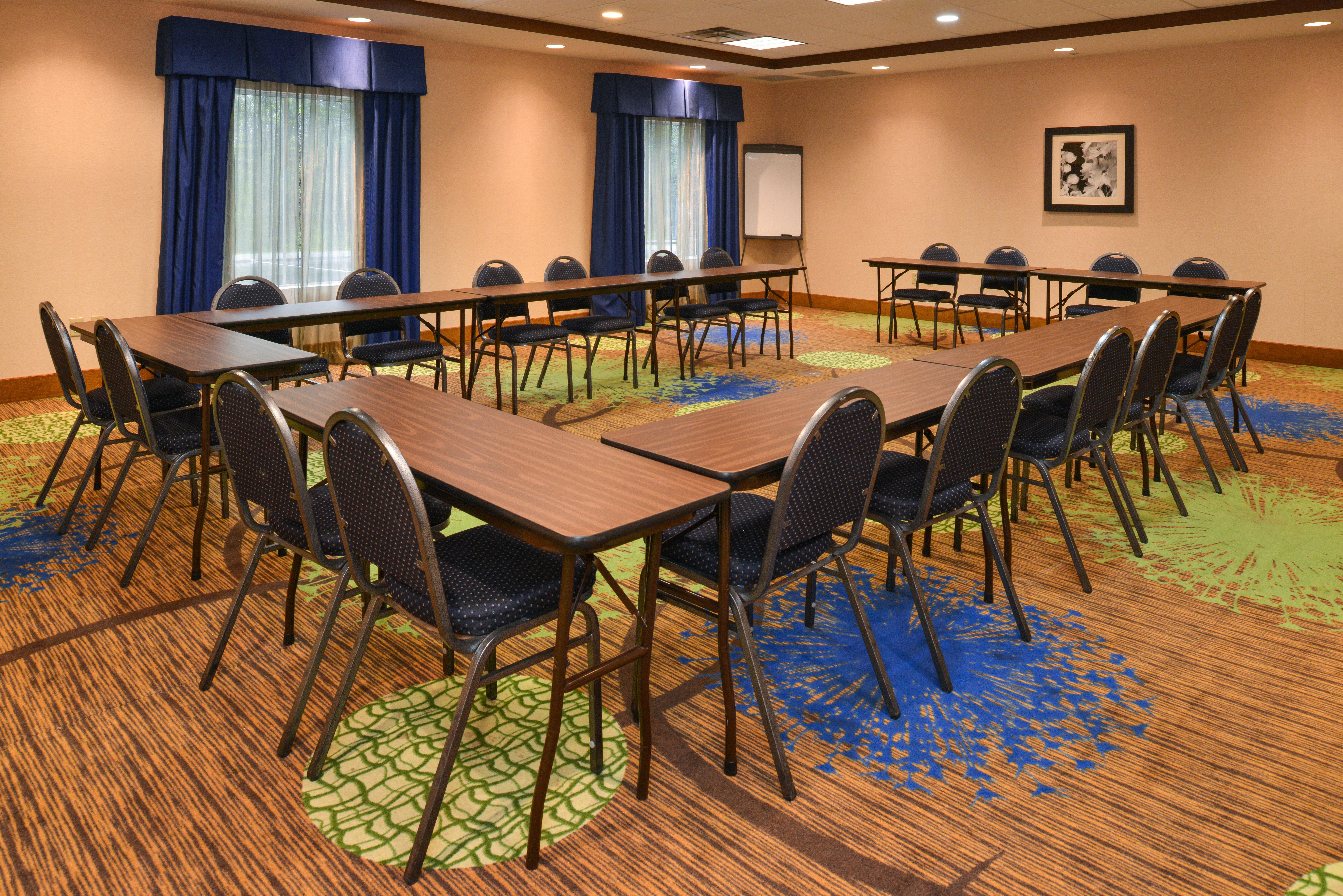 Holiday Inn Express Columbia By Ihg Exterior photo