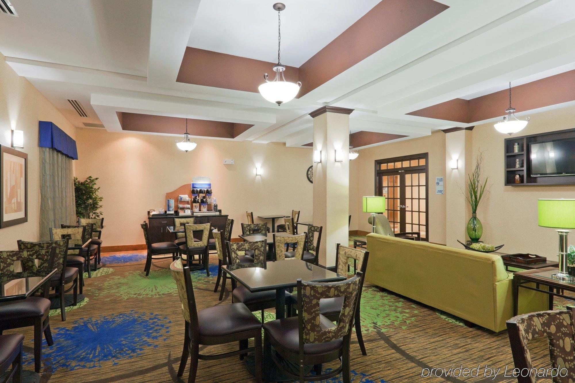 Holiday Inn Express Columbia By Ihg Restaurant photo